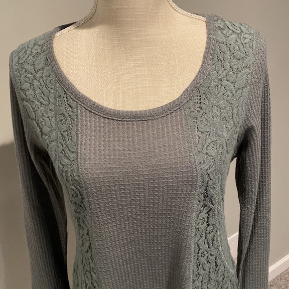 RXB Long Sleeve Waffle Weave Tunic Size: M - Picture 2 of 13